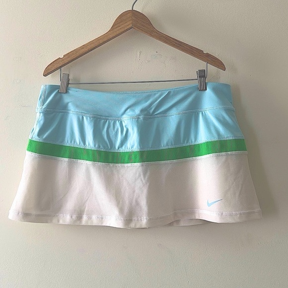 Nike Court Dri-FIT Tennis Skort Womens athletic skirt WH/BL/GR (XL) - Picture 1 of 10